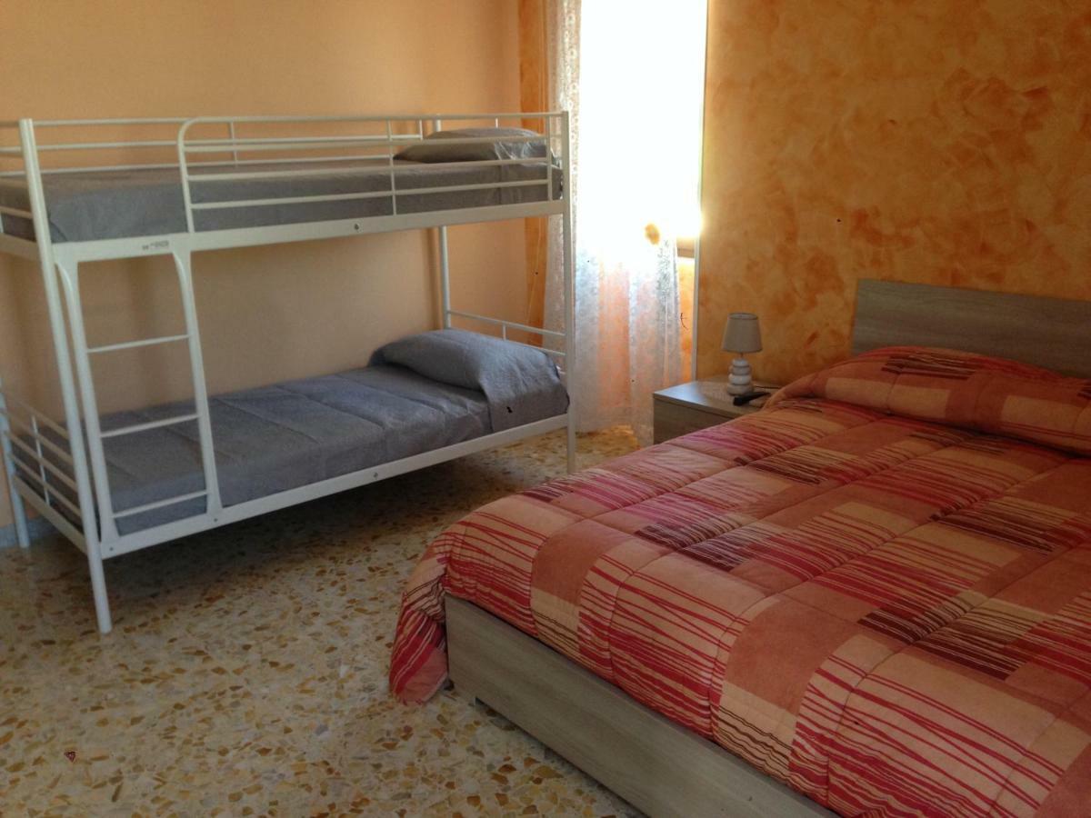 H.Ave Bed & Breakfast Pompei Bagian luar foto