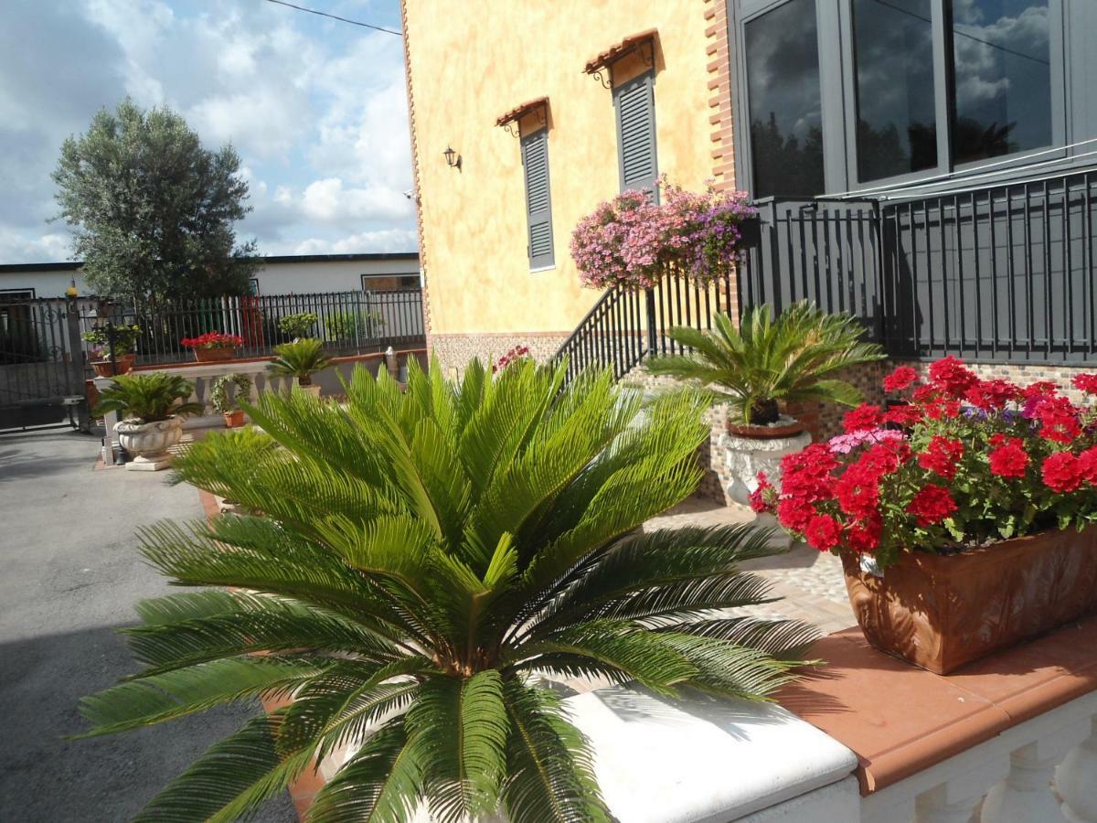 H.Ave Bed & Breakfast Pompei Bagian luar foto